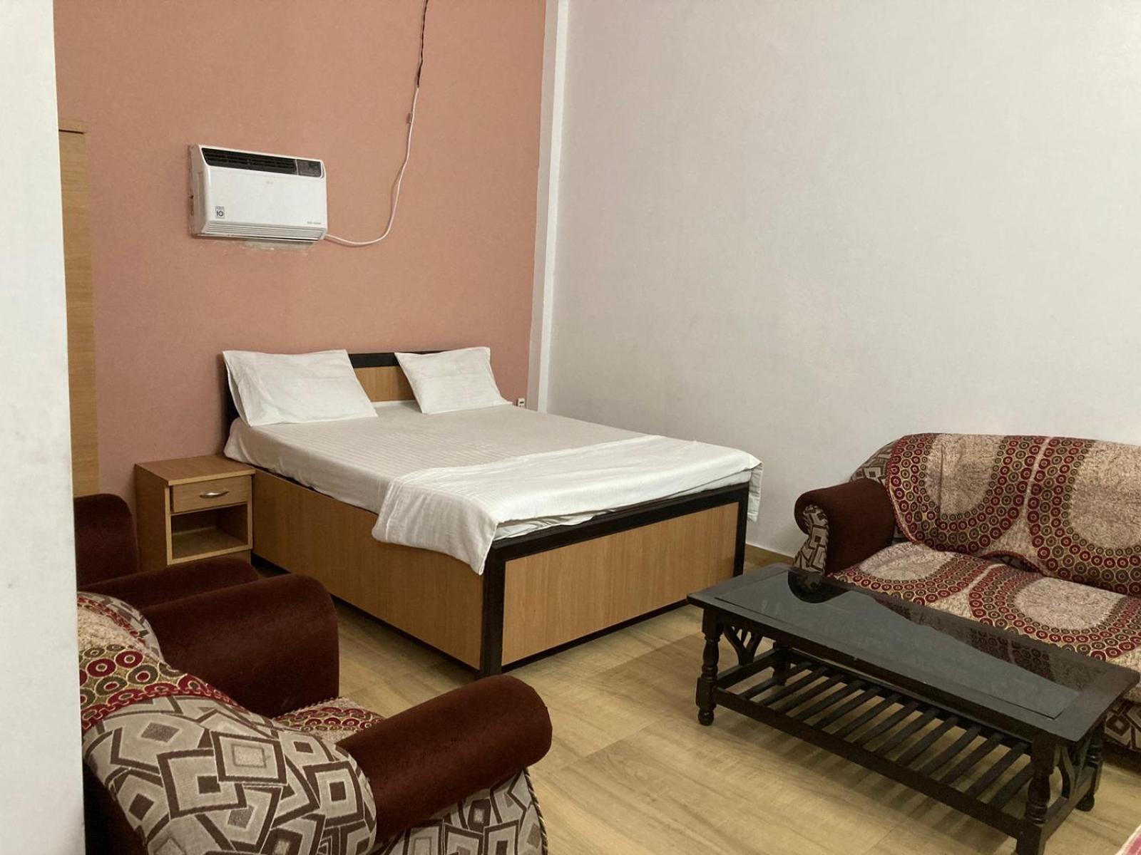 Hotel Jp International Naimisharanya Chambre photo